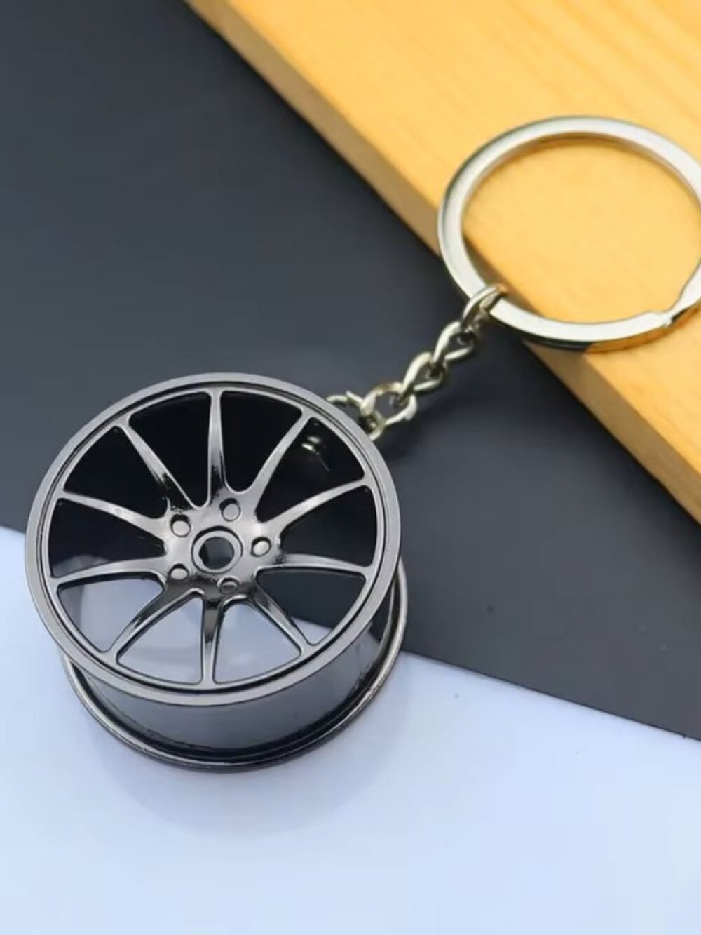 Black Spinning Wheel Rim Keychain JDM Drift Car Lover Tuner Key Ring Accessory